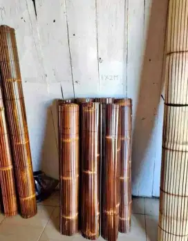 Tirai bambu wulung finsihng vernis