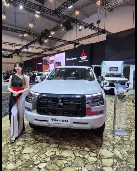 Sales Mitsubishi (Mobil) Hybrid/Online