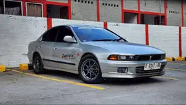 Mitsubishi Galant 1998 Bensin