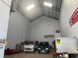 BANTING HARGA  Dijual cepat gudang aktif Alternatif Cibubur Transyogi