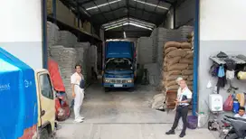Gudang Di Jalan Raya Pemda Tigaraksa - Tangerang.