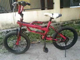Sepeda BMX anak ukuran 16