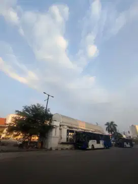 Karyawan Toko Baju Anak