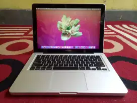 Macbook pro 8gb / ssd 256 13 inch 2012