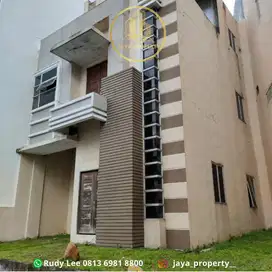 Dijual Villa Hook Komplek Cemara Asri Jl Asoka