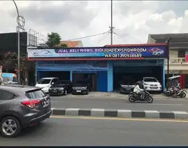 DIJUAL TEMPAT USAHA EX SHOWROOM DI BEKASI BARAT