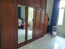 Rumah hook di perumahan jatiwarna Indah