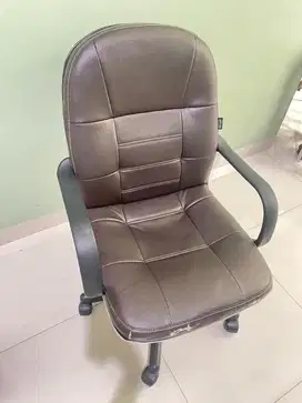 Dijual Kursi Kerja Murah