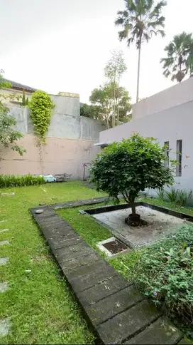 RUMAH KOTA BARU PARAHYANGAN VIEW DANAU CLUSTER EXCLUSIVE