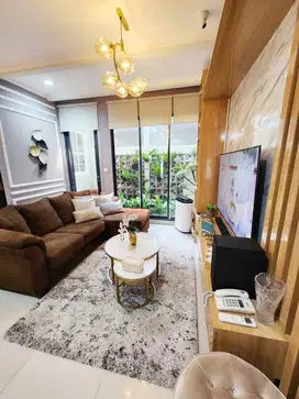 DIJUAL RUMAH DI CLUSTER BARU KOTA WISATA, TURUN HARGA!