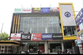 379. Dijual Bangunan Mewah Jl. Gajah Mada