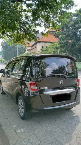 Jual Honda Freed E AT 2014 PSD