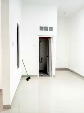DI JUAL RUMAH MINIMALIS BEBAS BANJIR LOKASI DUKUH ZAMRUD, MUSTIKAJAYA