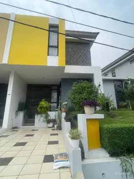Disewakan Rumah Cluster Taman Simpruk Lippo Cikarang