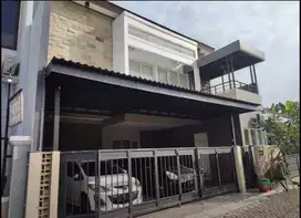 MURAH Rumah 2 Lantai UK(11X15) diPerum Bumi Wonorejo Asri SBY.