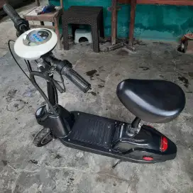 DIJUAL Skuter Listrik (Electric Scooter)