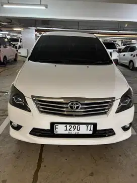 Innova 2013 diesel type v AT