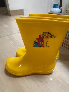 Sepatu Boots Anak