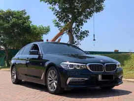 (CASH) BMW 520i 2019 G30 Luxury