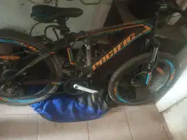 Jual sepeda gunung .merk pacific 90% mulus siap pakai