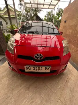 TOYOTA YARIS E MATIC 2013