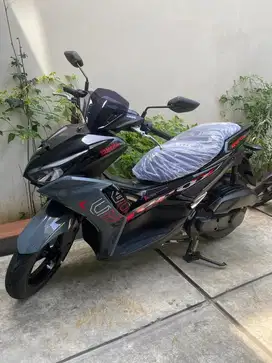 Dijual Yamaha Aerox 150cc 2025, KM 1.400 on going, pajak Feb 2026