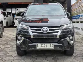 Toyota Fortuner VRZ TRD 4X4 Matic Tahun 2018