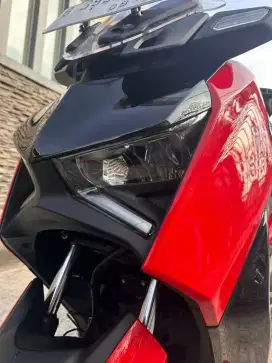 Dijual cepat Yamaha X max 2024 merah cute km 1000 rendah