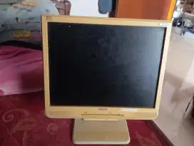 jual monitor komputer bekas