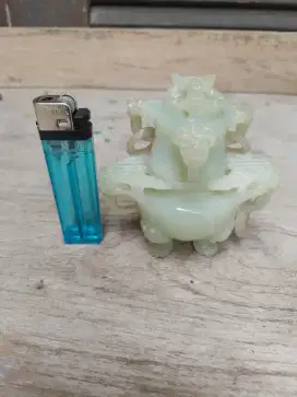 Batu giok / jade lawas