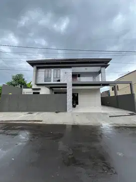 Dijual Rumah Baru Mewah dekat Jogja Bay Maguwo Krajan, Sleman