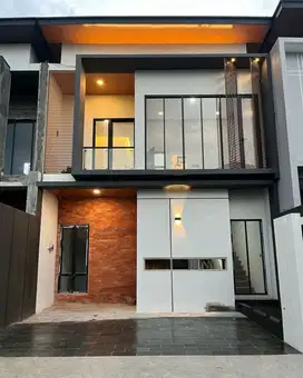 RUMAH MEWAH PURWOKERTO DEKAT GOR, MIE GACOAN, UNSOED DAN UMP