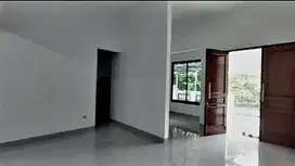 Disewakan rumah full renovasi di Jl