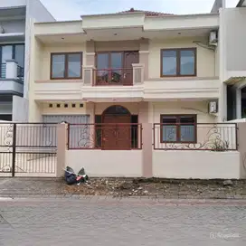 Disewakan Rumah 2lt Minimalis Citraland Utama Surabaya Barat