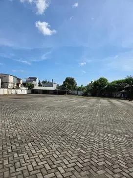 Wts dijual Tanah  Luas 7010m untuk gudang/sekolah/showroom