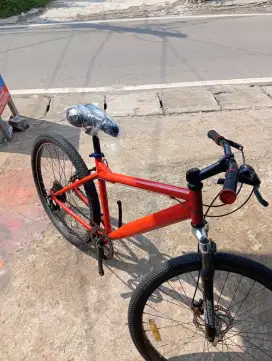 Sepeda gunung ukuran 26 repaint, original Wimcycle oversize