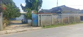 Dijual tanah  dan bangunan di jalan Raya Legok - Karawaci
