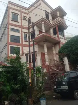 Dijual Rumah Kos Kramat Jakarta Pusat