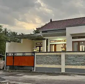 DIJUAL RUMAH LANTAI 1 SIAP HUNI DAERAH MENGWI