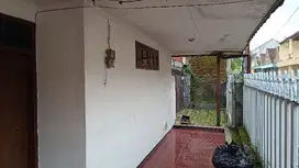 dijual rumah tengah kota murah LOWOKWARU Lt. 231m2. 1,5M