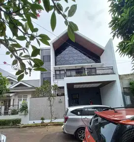 Rumah Cantik di Kasuari Sektor 9 Bintaro Jaya Lokasi Ok Semi Furnish