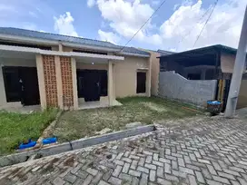 RUMAH DALAM KOMPLEK HARGA TERJANGKAU DI KOTA PAKAM SIAP HUNI
