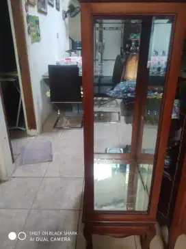 Dijual lemari kayu 1 pintu kaca bening
