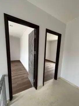 Di Sewa Rumah Golf Island Cluster Violin Ukuran 8x20 Unfurnish
