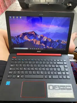 Laptop acer L1410-C9TM