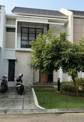 DI SEWA RUMAH CANTIK CLUSTER BURGUNDY SUMARECON BEKASI