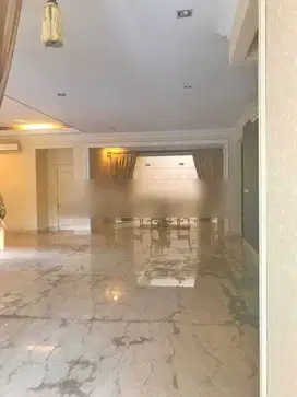 Rumah Cantik Area Menteng