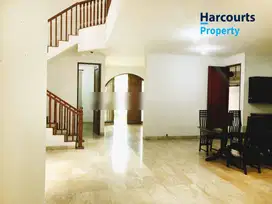 Rumah Sangat Nyaman Area Alam Asri, Pondok Indah