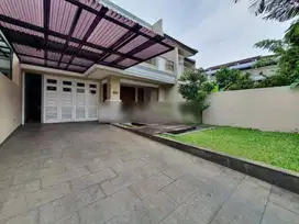 Rumah Bagus Terawat Area Cipete