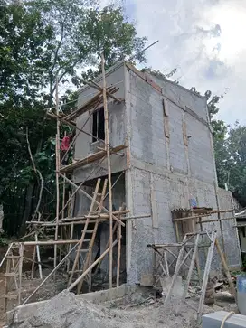 Rumah 2 lantai  bisa kpr 2 kt 2km jakarta